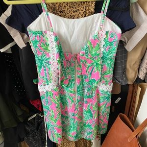 Size 2 Lilly Pulitzer Shift Dress like new! Only worn once!